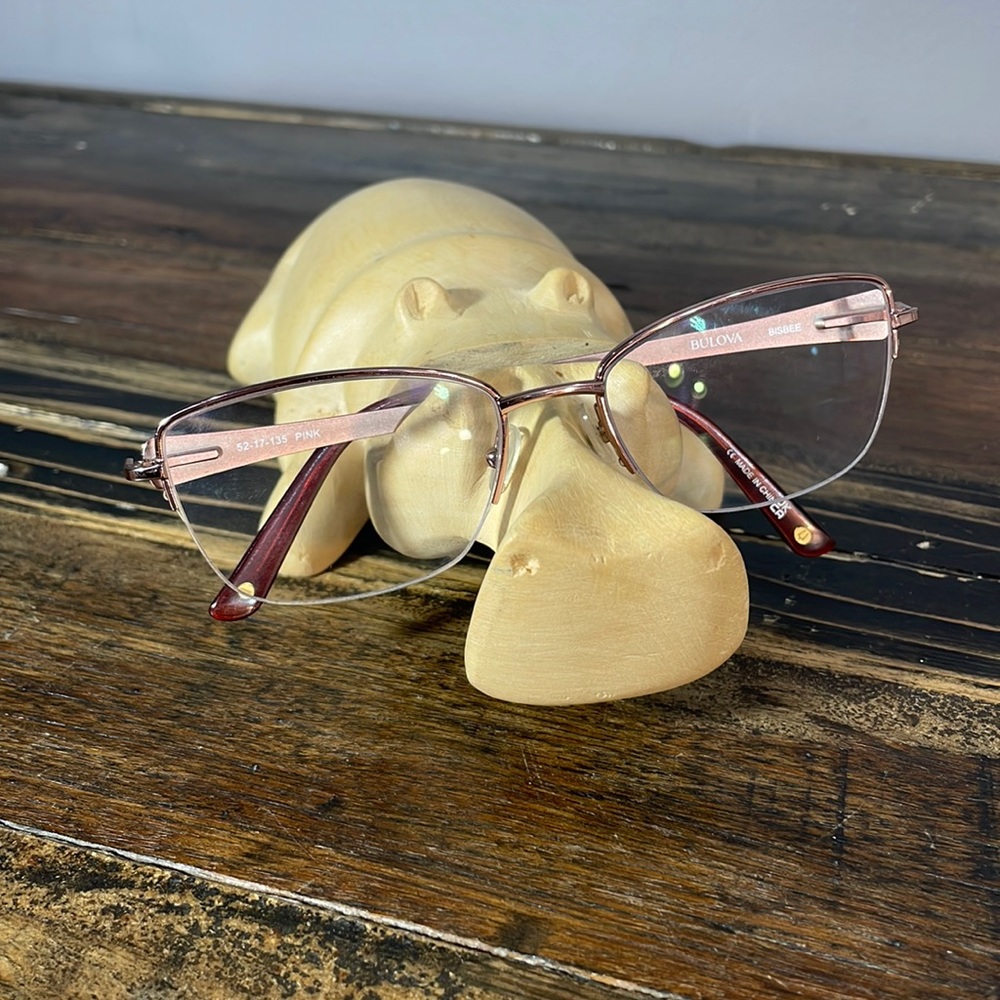 Adorable hippo wooden glasses holder.  Made in Kenya.